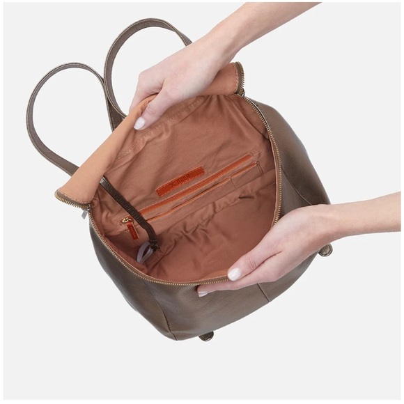 Hobo Backpack - Picture 4 of 4